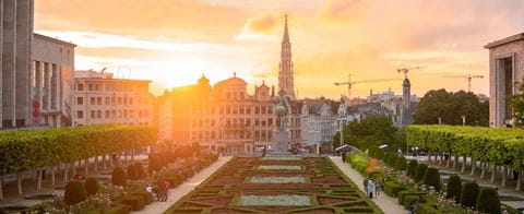 najib-samatar-SXcA2DfasvM-unsplash